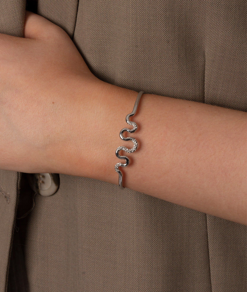 Elegant bangle armbånd til kvinder i sølv